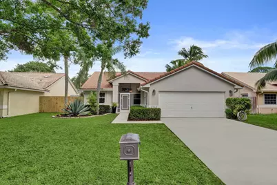 3763 S Lancewood Place, Delray Beach, FL 33445 - Photo 1