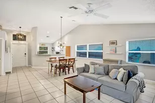 3763 S Lancewood Pl, Delray Beach, FL 33445 - Photo 5