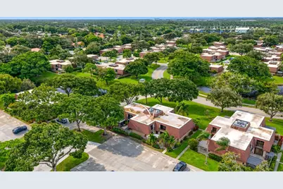 2003 20th Lane, Palm Beach Gardens, FL 33418 - Photo 39