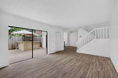2003 20th Lane, Palm Beach Gardens, FL 33418 - Photo 13