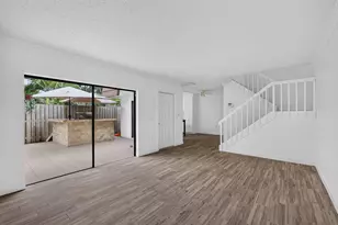 2003 20th Ln, Palm Beach Gardens, FL 33418 - Photo 13