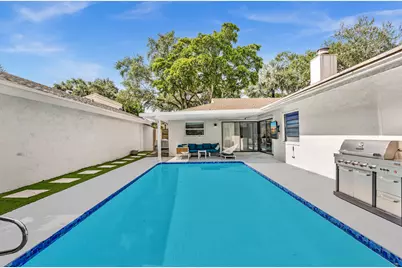 136 Greens Road, Hollywood, FL 33021 - Photo 31