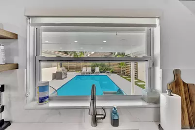 136 Greens Road, Hollywood, FL 33021 - Photo 23