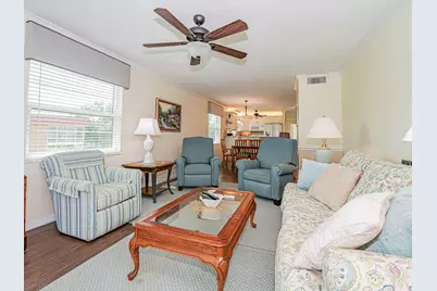26 Pine Arbor Lane #201, Vero Beach, FL 32962 - Photo 9