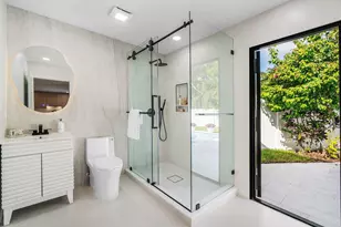 2651 NE 49th St, Lighthouse Point, FL 33064 - Photo 45