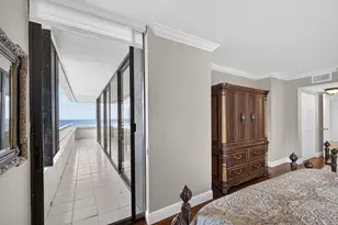 5280 N Ocean Dr, Riviera Beach, FL 33404 - Photo 25