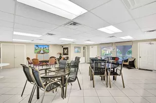 250 NE 20th St, Boca Raton, FL 33431 - Photo 33