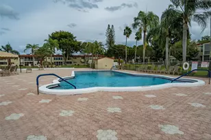 10 Willowbrook Ln, Delray Beach, FL 33446 - Photo 27