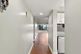1502 Whitehall Dr, Davie, FL 33324 - Photo 5