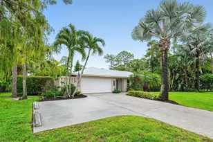 100 St Davids Way, Wellington, FL 33414 - Photo 3