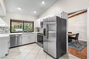100 St Davids Way, Wellington, FL 33414 - Photo 11