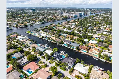 11 Castle Harbor Isle Drive, Fort Lauderdale, FL 33308 - Photo 51