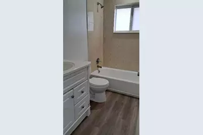 608 SW 80th Terrace, North Lauderdale, FL 33068 - Photo 5