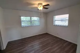 608 SW 80th Terrace, North Lauderdale, FL 33068 - Photo 3