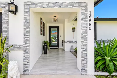 16580 SW 299th Terrace, Homestead, FL 33033 - Photo 7
