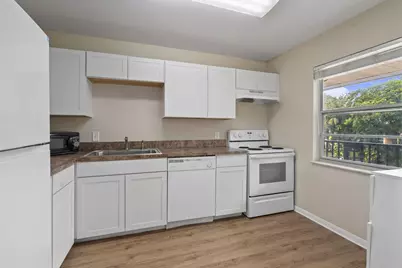 333 SE Martin Avenue #5-7, Stuart, FL 34996 - Photo 9