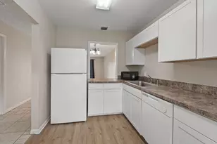 333 SE Martin Ave, Stuart, FL 34996 - Photo 7