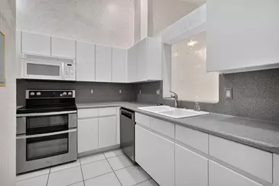 7136 Summer Tree Drive, Boynton Beach, FL 33437 - Photo 21
