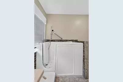 7136 Summer Tree Drive, Boynton Beach, FL 33437 - Photo 29
