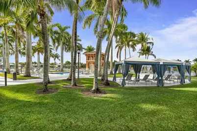 8709 Via Grande E, Wellington, FL 33411 - Photo 43