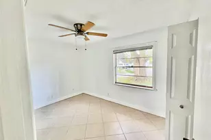 18435 Spanish Isles Ct, Boca Raton, FL 33496 - Photo 9