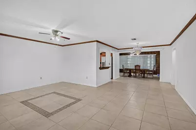 7761 Biltmore Boulevard, Miramar, FL 33023 - Photo 5