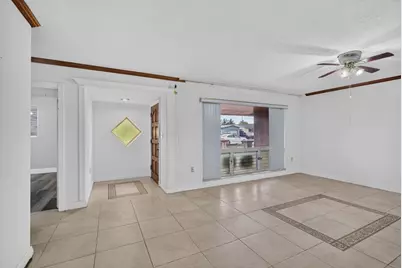 7761 Biltmore Boulevard, Miramar, FL 33023 - Photo 9