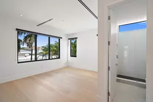 2500 Middle River Dr, Fort Lauderdale, FL 33305 - Photo 35