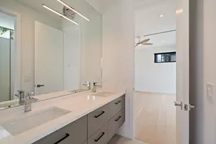 2500 Middle River Dr, Fort Lauderdale, FL 33305 - Photo 49