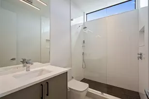 2500 Middle River Dr, Fort Lauderdale, FL 33305 - Photo 33