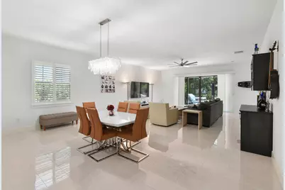 2948 Gin Berry Way, West Palm Beach, FL 33401 - Photo 9