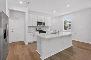 662 Salisbury Cir, Fort Pierce, FL 34982 - Photo 5
