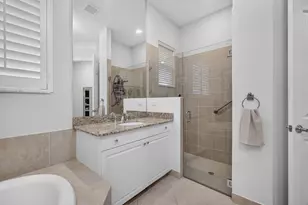 12491 Aviles Cir, Palm Beach Gardens, FL 33418 - Photo 47