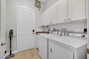 12491 Aviles Cir, Palm Beach Gardens, FL 33418 - Photo 49