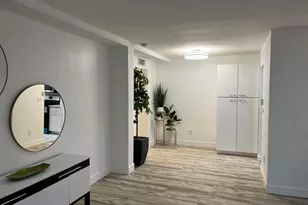 11685 Canal Dr, North Miami, FL 33181 - Photo 5