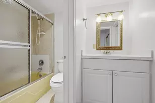 144 Stratford K, West Palm Beach, FL 33417 - Photo 13