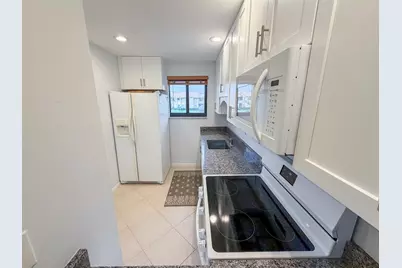 5333 SE Miles Grant Road #205, Stuart, FL 34997 - Photo 15