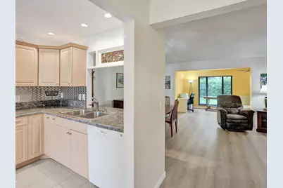 2085 SW 15th Place, Deerfield Beach, FL 33442 - Photo 5