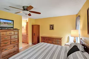2085 SW 15th Pl, Deerfield Beach, FL 33442 - Photo 23