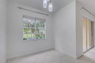 402 Commons Way, Palm Beach Gardens, FL 33418 - Photo 7