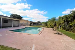 7221 NW 10th Pl, Plantation, FL 33313 - Photo 15