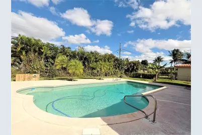 7221 NW 10th Place, Plantation, FL 33313 - Photo 1