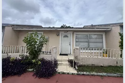 18088 NW 40th Place, Miami Gardens, FL 33055 - Photo 1