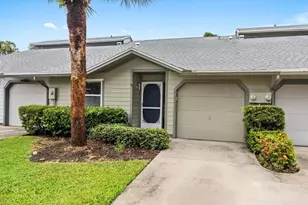 663 NE Wax Myrtle Way, Jensen Beach, FL 34957 - Photo 17