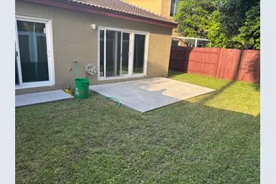 4262 NW 1st Place, Deerfield Beach, FL 33442 - Photo 29