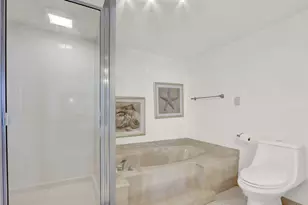 5510 N Ocean Dr, Singer Island, FL 33404 - Photo 21