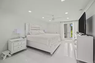 5390 Woodland Lakes Dr, Palm Beach Gardens, FL 33418 - Photo 17
