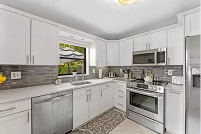 819 NW 25th Avenue, Delray Beach, FL 33445 - Photo 9