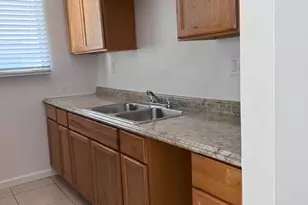 725 W Tiffany Dr, Mangonia Park, FL 33407 - Photo 5
