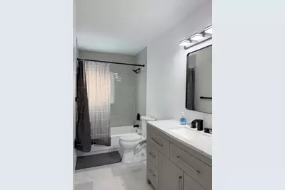 10452 Lake Vista Circle, Boca Raton, FL 33498 - Photo 17